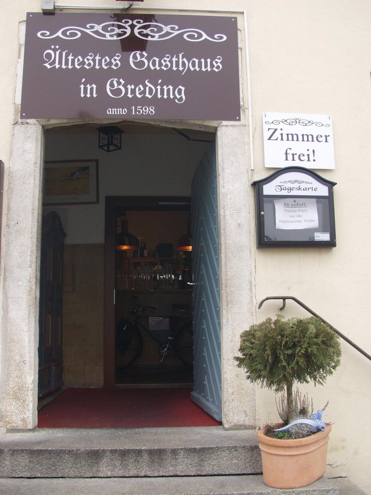 Gasthof Zum Bayerischen Greding Exterior photo